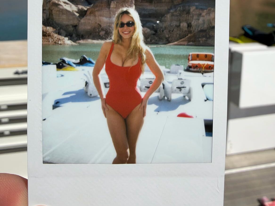 Η Sydney Sweeney με καλοκαιρινή διάθεση στη λίμνη Powell – Οι φωτογραφίες που θυμίζουν Baywatch