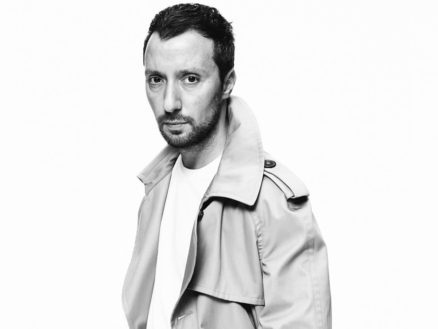 Ο Anthony Vaccarello αποχωρεί από τον Saint Laurent μετά από 10 χρόνια