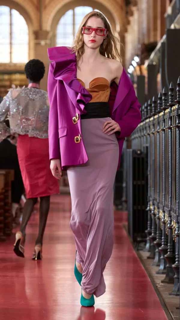 https://www.instagram.com/maisonvalentino/