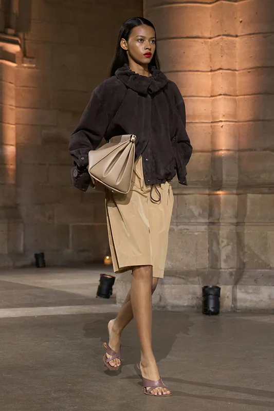 https://www.victoriabeckham.com/