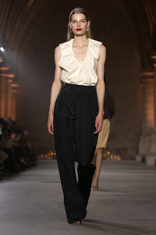 https://www.victoriabeckham.com/