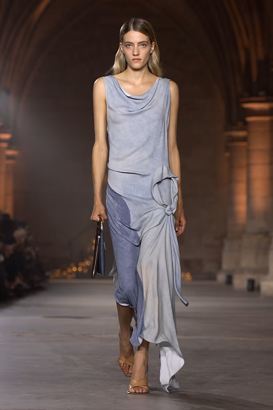 https://www.victoriabeckham.com/