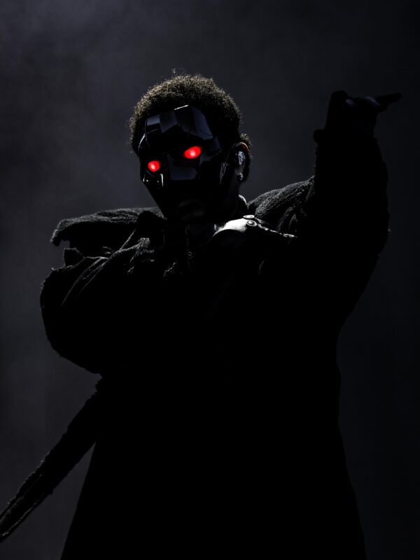 https://www.instagram.com/theweeknd/